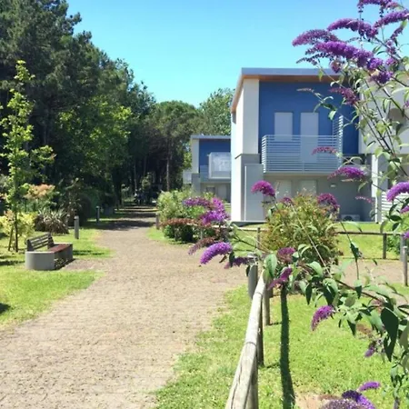 דירה Tranquil Townhomes Close To The In ביביונה