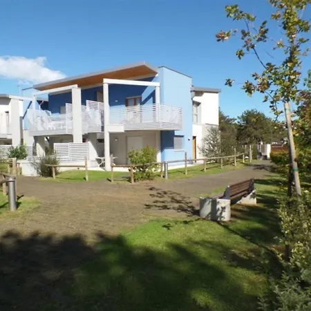 דירה Tranquil Townhomes Close To The In