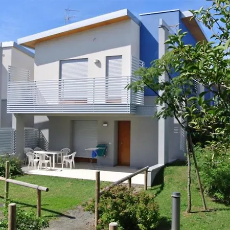 Tranquil Townhomes Close To The In דירה ביביונה