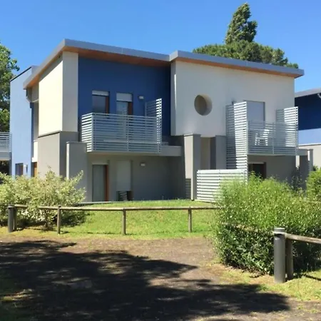 Tranquil Townhomes Close To The In *
